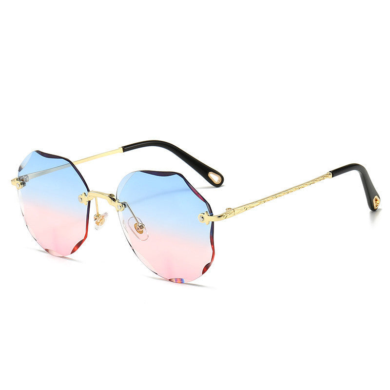 New Design, High-Quality Sunglasses – Stylish & UV Protection